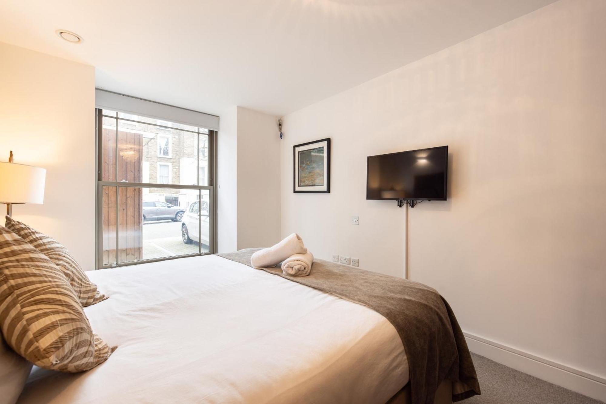 Modern, Spacious With Patio Appartamento Londra